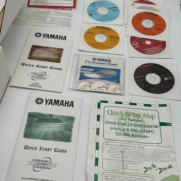 Yamaha External CD-RW Recorder CRW2100IX - Picture 4 of 10